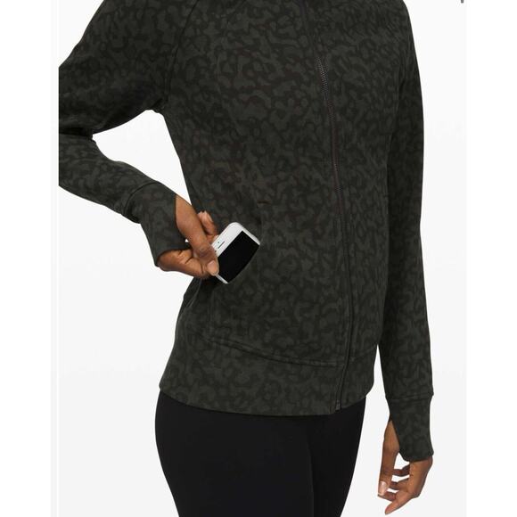 Lululemon Scuba Hoodie SIZE 8 Light Cotton Fleece Camo Evergreen Multi Full Zip - Picture 6 of 9